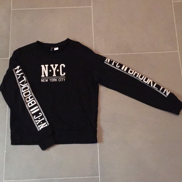H&M Tops - black long sleeve shirt ( NYC )